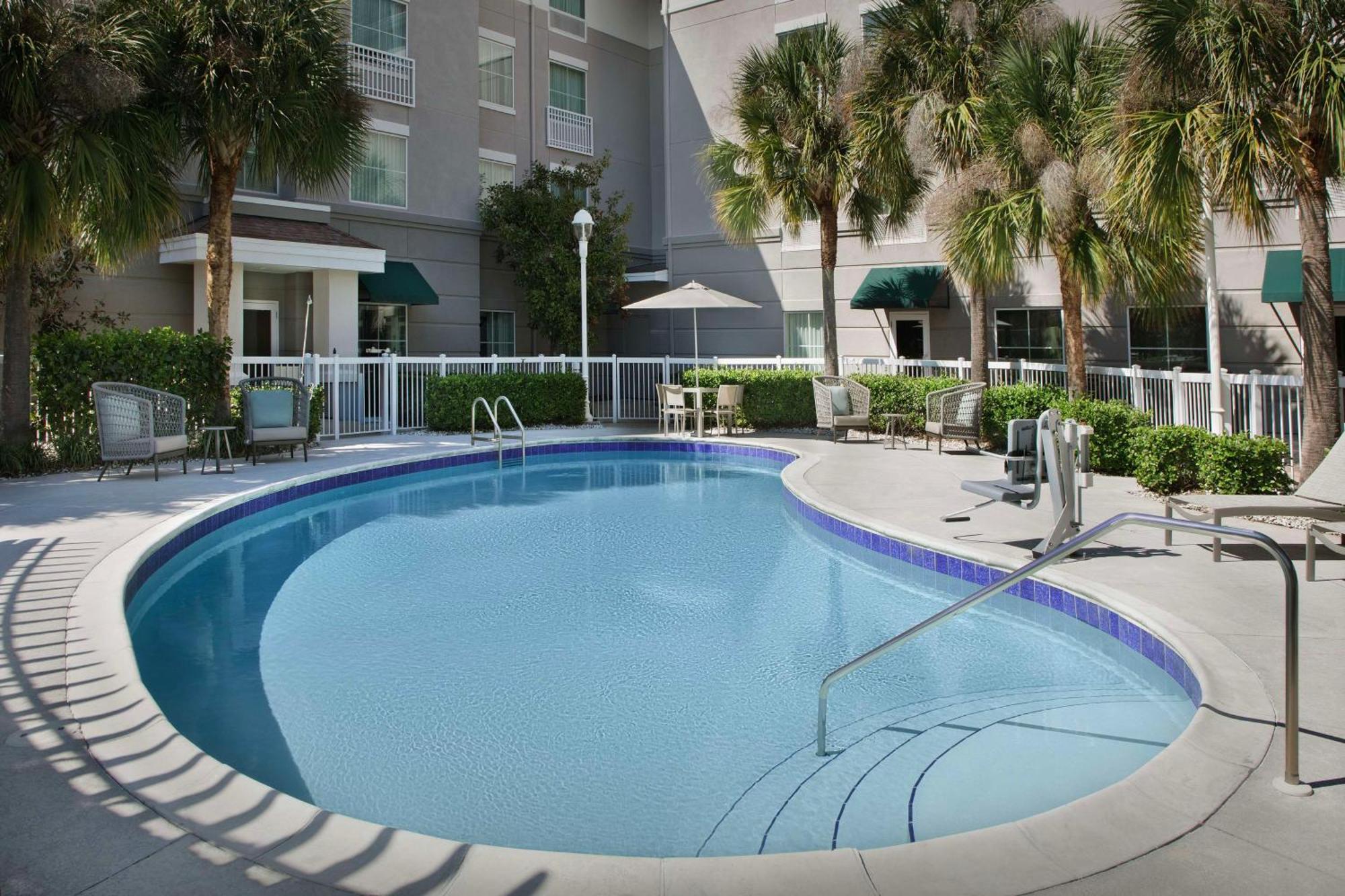 Homewood Suites By Hilton Orlando Airport Екстериор снимка